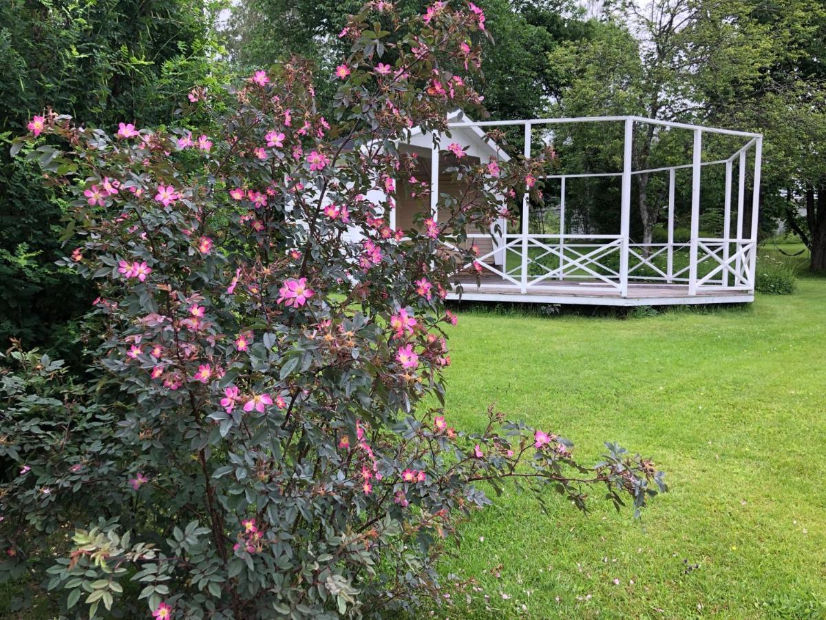 Bredsjoe Gamla Herrgard White Dream Mansion Hällefors Zewnętrze zdjęcie